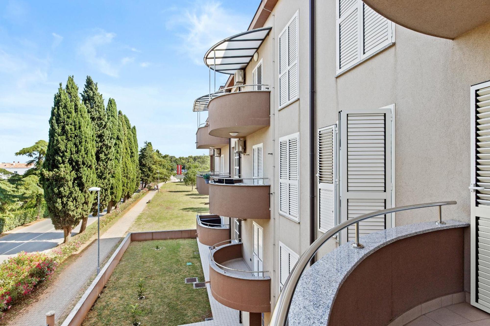 Feniks Fazana Apartman Buitenkant foto
